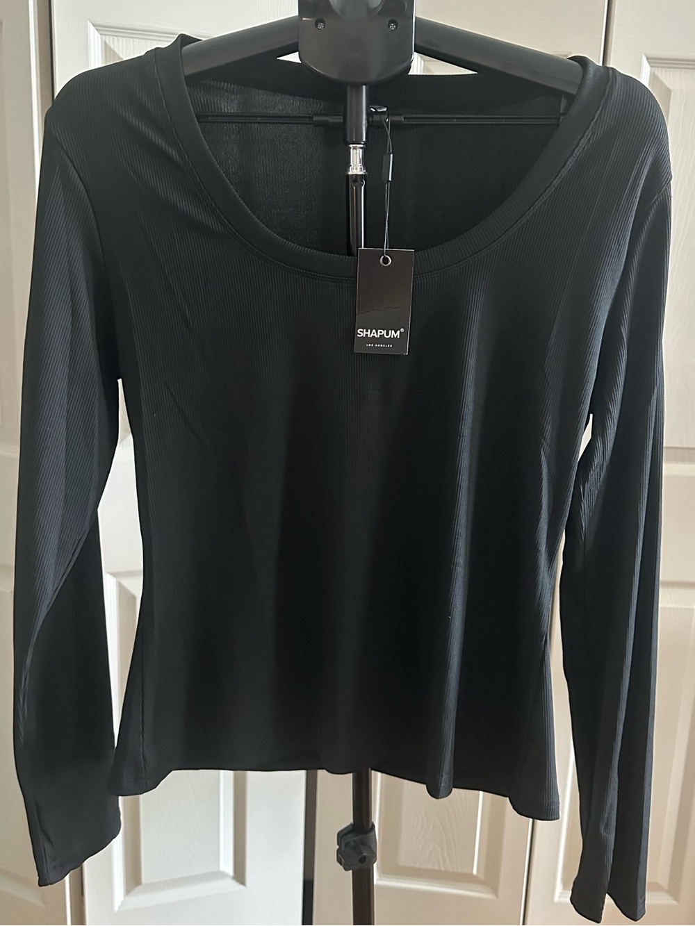 Black Long-Sleeve Scoop Neck Ribbed Top
